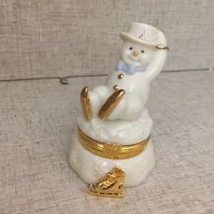 Lenox Snowman Skating Adventure Box w/ Skate Charm
